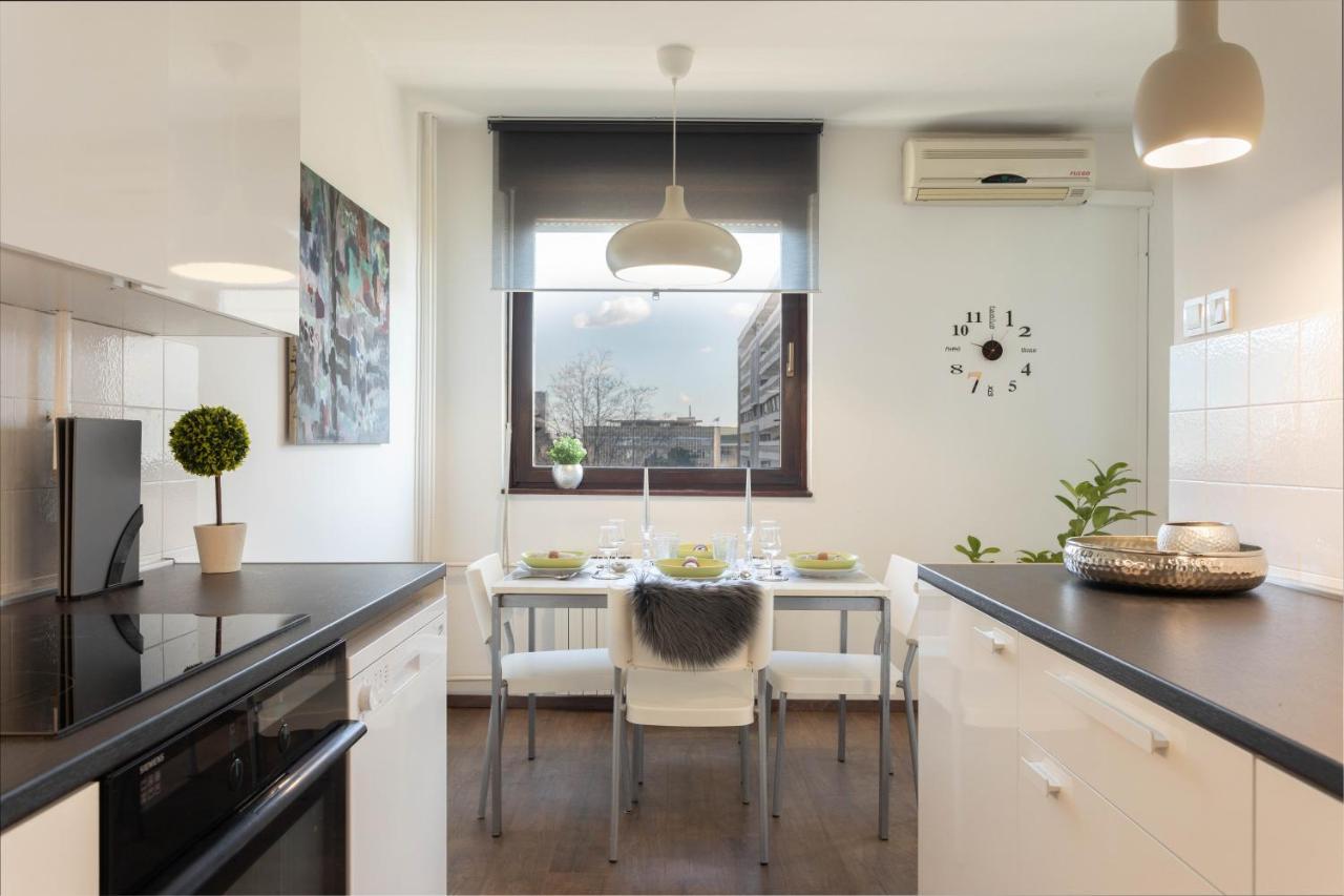 Modern Apartment Near Faculty Of El Engineering Zagabria Esterno foto