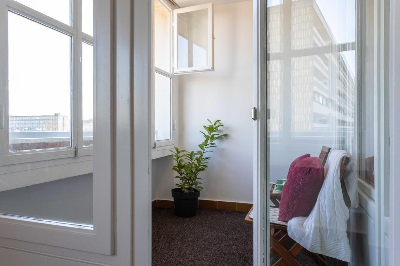 Modern Apartment Near Faculty Of El Engineering Zagabria Esterno foto
